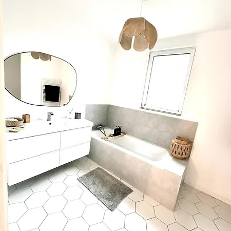 Charming House, Les Embruns *